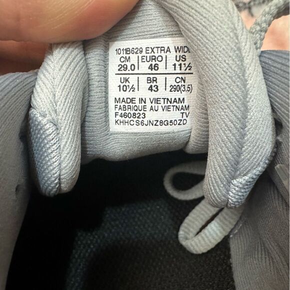 NWB Men’s ASICS Shoe size 11.5 extra wide. - Picture 8 of 8